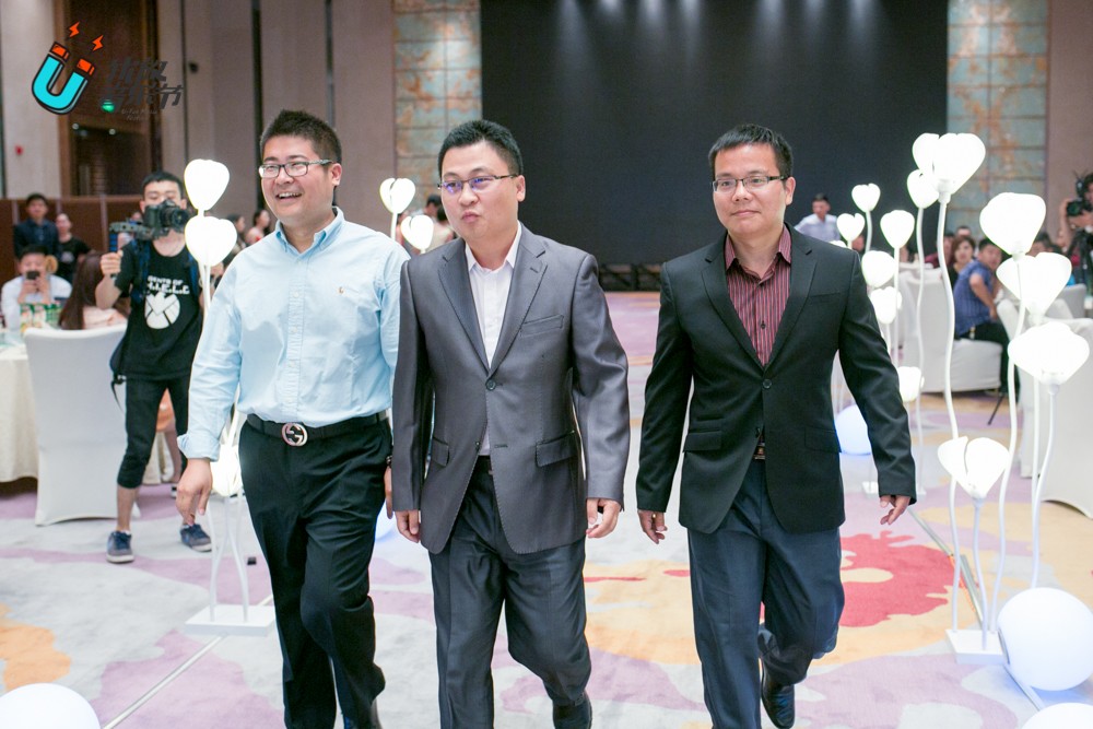接下來(lái)這一組，人稱“江湖三……”