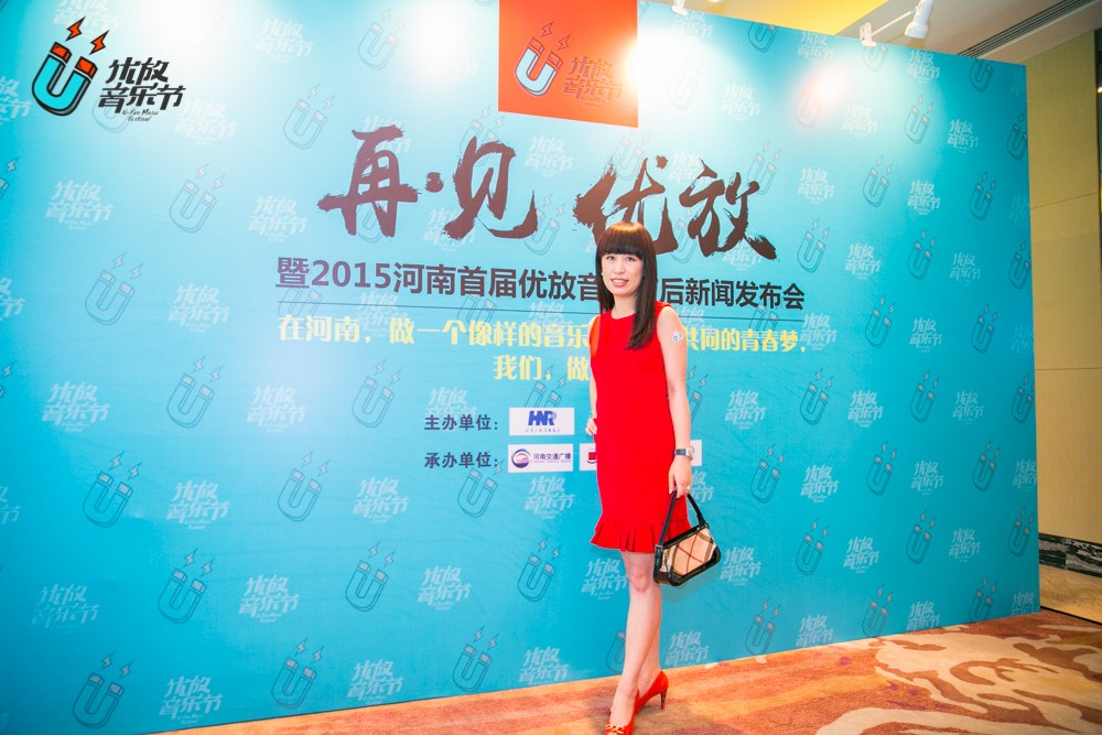 美女主播佳音！