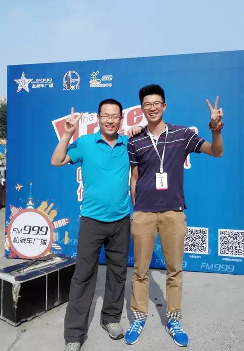 主播鄭強，這兩條大長腿，恩…適合去學游泳