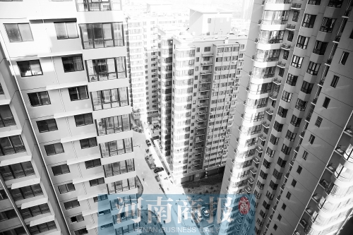 今年鄭州在商品房小區(qū)、經(jīng)適房小區(qū)內(nèi)配建的公租房，將面向社會(huì)輪候供應(yīng) 楊東華/攝