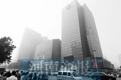 昔日關(guān)虎屯所在地，如今成鄭州最繁華地段之一 記者 鄧萬里/攝