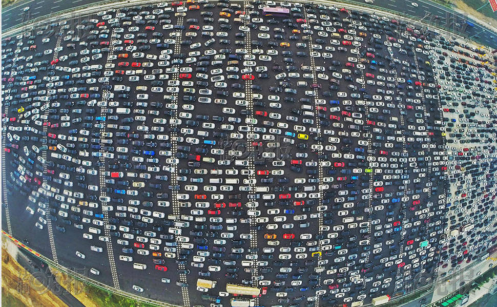 滯留車輛航拍圖。