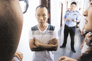 家屬沉默悲痛，不愿提起更多。