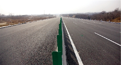 鄭上快速路工程建設已進入收尾階段。