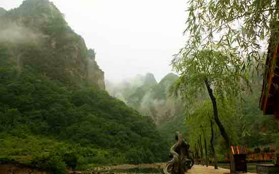 雨后蟒河，美到窒息，這個feel倍爽!