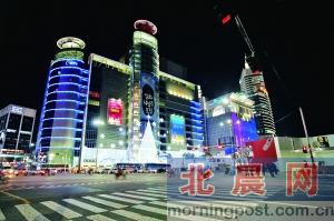 東大門(mén)二十四小時(shí)“不打烊”。
