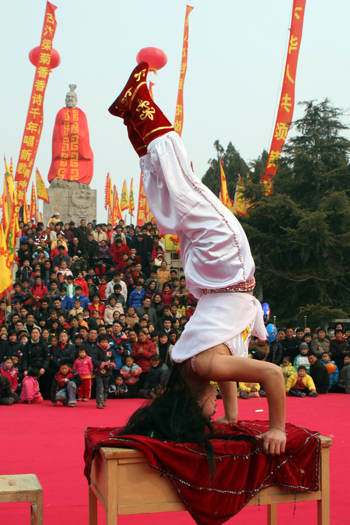　　超強(qiáng)的演出陣容,超強(qiáng)的娛樂產(chǎn)品組合。