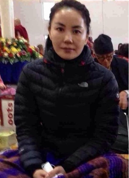 網(wǎng)友曝王菲現(xiàn)身泰國(guó)參加禪修班。