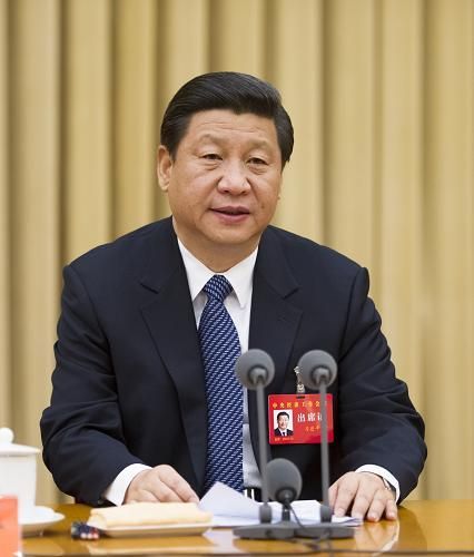 12月15日至16日，中央經(jīng)濟(jì)工作會(huì)議在北京舉行。中共中央總書(shū)記、中央軍委主席習(xí)近平發(fā)表重要講話。溫家寶、李克強(qiáng)、張德江、俞正聲、劉云山、王岐山、張高麗出席會(huì)議。新華社記者李學(xué)仁攝