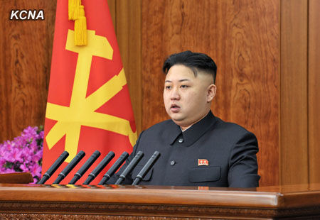 據(jù)朝中社報道，朝鮮最高領(lǐng)導(dǎo)人金正恩1日發(fā)表2013年新年賀詞。