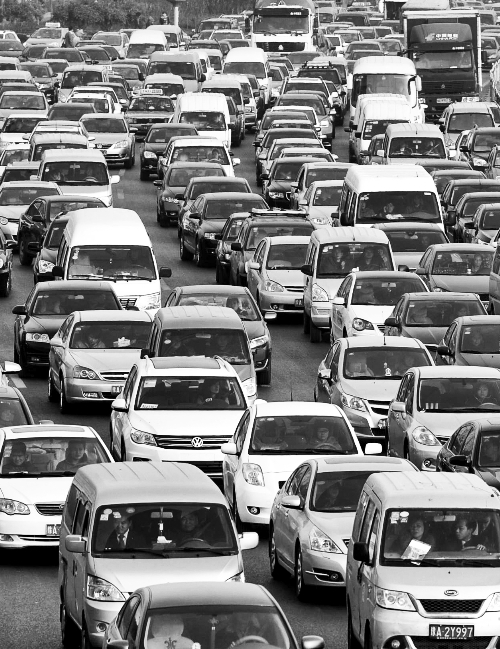 新規(guī)出臺，讓車主有了用車保障。
