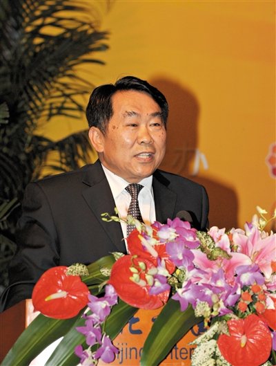 2011年10月12日，叢書《中國油氣田開發(fā)志》首發(fā)式上，時任四川省人大常委會副主任郭永祥在講話。