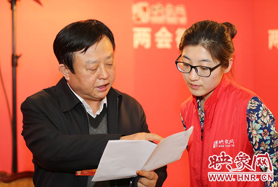 全國人大代表喬彬接受映象網采訪。