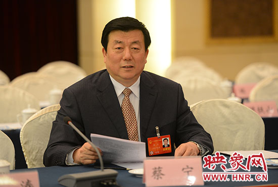 全國人大代表、河南省人民檢察院檢察長蔡寧