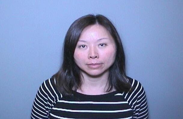  美國華裔女子朱建珍因在高級公寓內經營妓院和洗錢等多項重罪，被判處3年監(jiān)禁。