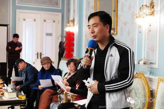 星星裝飾公司董事長(zhǎng)、詩(shī)人 孔令偉
