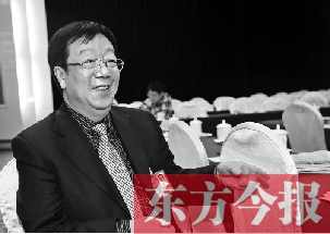 全國(guó)人大代表、鄭州大學(xué)黨委書(shū)記鄭永扣