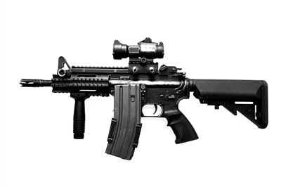 M16步槍，全槍長：986mm，空槍重：3.26公斤，戰(zhàn)斗全重：4公斤，最大有效射程：800米