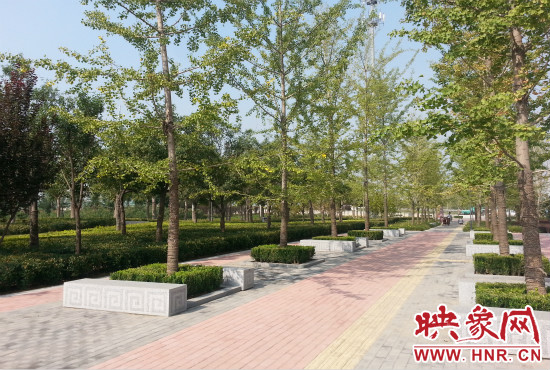 綠色生態(tài)廊道建設(shè)為市民提供了更多的休閑娛樂的場所。