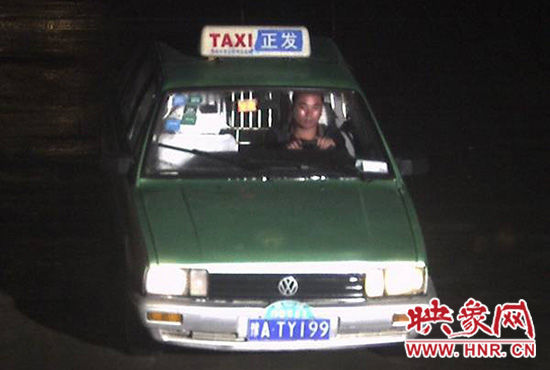 肇事嫌疑車輛及司機(jī)照片。
