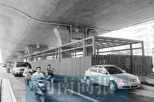 建設中的隴海路快速公交站臺，這條線路或取名B5