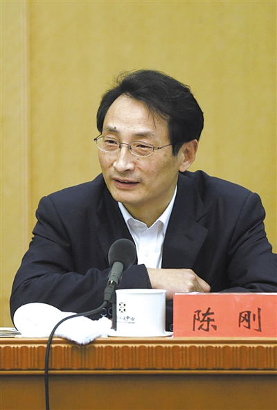 昨日，北京市人大代表、北京市副市長陳剛參與豐臺團小組討論。 新京報記者 浦峰 攝