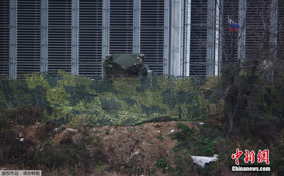 當?shù)貢r間1月29日，俄羅斯索契，2014年索契冬奧會，俄羅斯軍方在奧林匹克公園周邊部署放空導彈系統(tǒng)。