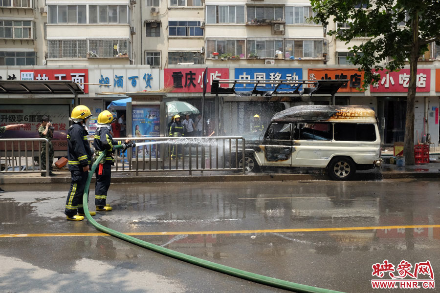 火災(zāi)現(xiàn)場(chǎng)。
