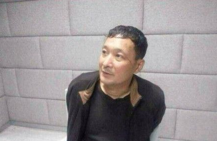 圖為在逃犯罪嫌疑人王慶新。
