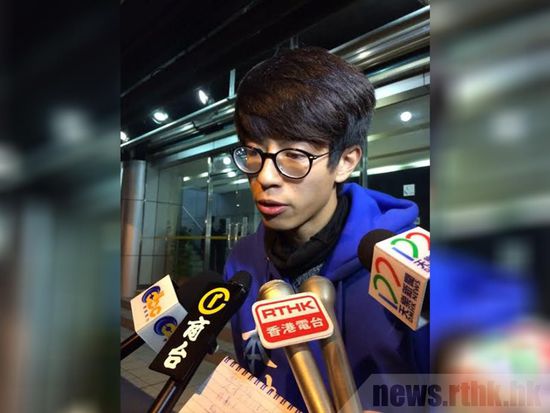 黃臺仰因設(shè)想?yún)⑴c旺角暴亂被香港警方拘捕，被指涉嫌參與旺角暴動。