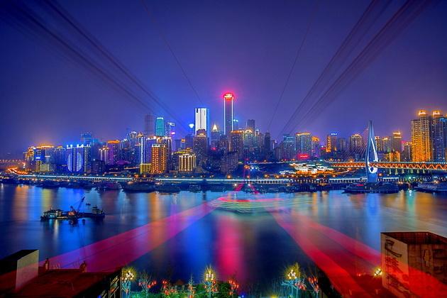 中原地產(chǎn)數(shù)據(jù)顯示，8月最后一周，上海市新建商品住宅成交已連續(xù)5天破千，昨日（8月31日）更是達(dá)到單日成交1123套。