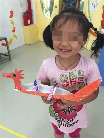 深圳5歲女孩羅一笑患上白血病，在深圳市兒童醫(yī)院救治。網(wǎng)絡(luò)截圖