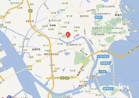 以此前的格力康樂園為例。在2005年，格力電器就已出資2億元，建立員工生活區(qū)——格力康樂園。該生活園區(qū)建筑面積達12萬平方米以上，可容納員工10000多人。后來，斥資4億的康樂園二期也已經投入使用。