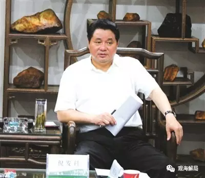 對于商人、老板的“雅贈”，倪發(fā)科從不拒絕