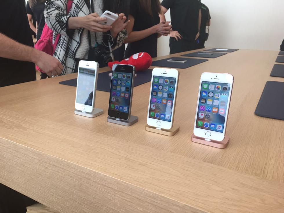 蘋果iPhone SE真機(jī)照:售價3288元起 中國首發(fā) 蘋果iPhone SE真機(jī)照:售價3288元起 中國首發(fā)