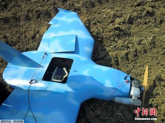 圖為3月31日，一架無人機(jī)在韓國西部海域的白翎島墜毀。