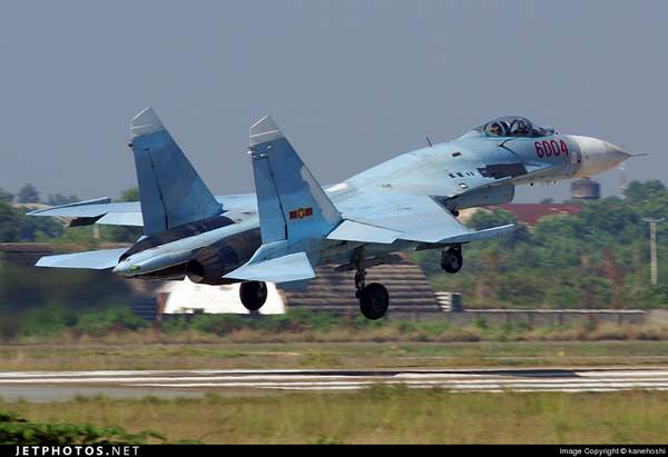 　　資料圖：越南空軍蘇-27SK戰(zhàn)機(jī)。