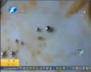 嚇?biāo)廊?！干鍋肥腸里吃出水銀