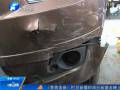 愛(ài)車停放馬路邊 一夜之間被撞毀