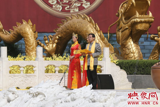 省委副書記、省政協(xié)主席葉冬松致歡迎詞。映象網(wǎng)記者 邵恰 攝