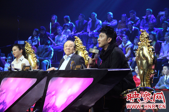 李玲玉、楊洪基、林依輪三位明星評委