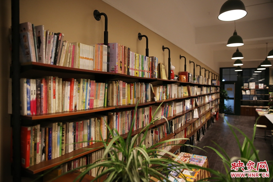 書店內(nèi)的裝飾。